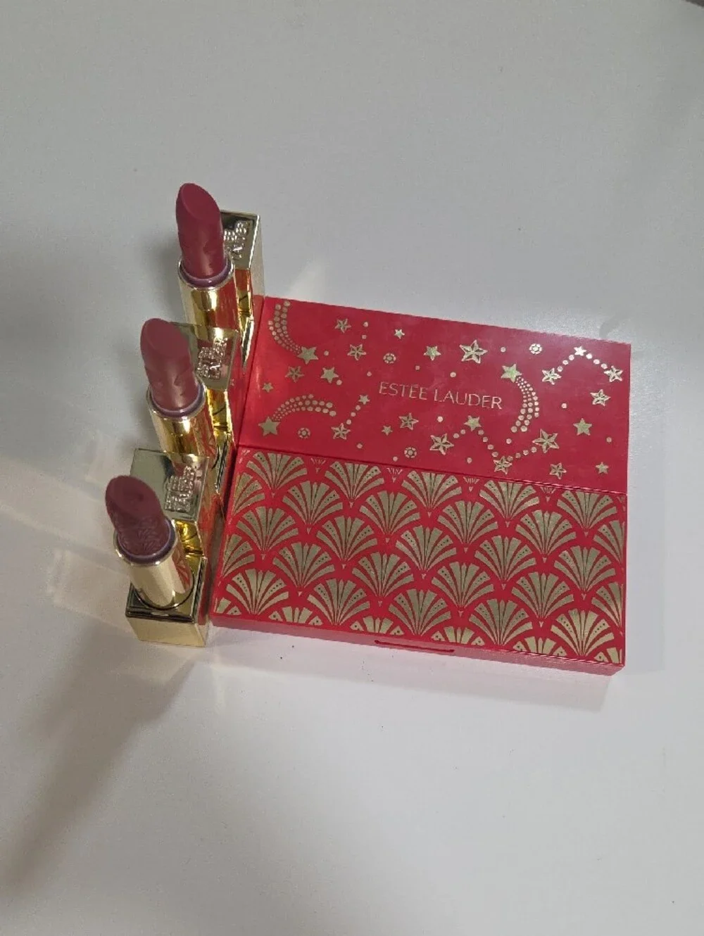 New & Like New Estee Lauder Pink Lipstick Trio & Pink Eyeshadow Palette Set Of 5